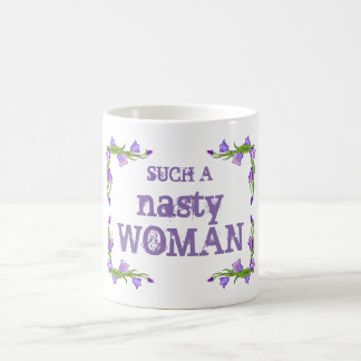 Café Bonito una taza tan desagradable de la mujer