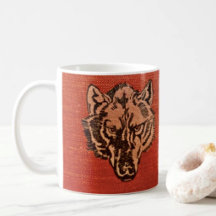 Cabeza de Lobo en Taza Roja