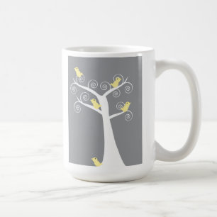 Café Cinco pájaros amarillos en una taza de árbol