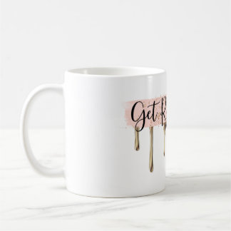 CAFÉ CONSIGA RILED ENCIMA DE LA TAZA