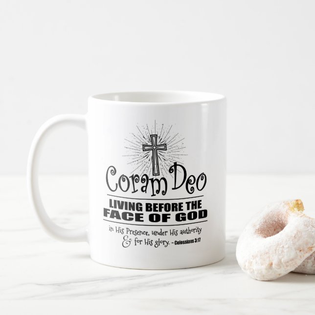Café "Coram Deo" taza clásica de 11 onzas (negro) (Con donut)