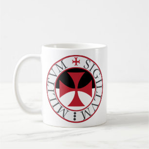 Café Cruz de Templar y taza del sello del templo