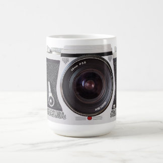 Café Efecto retro de la cámara 80s sobre la taza del té