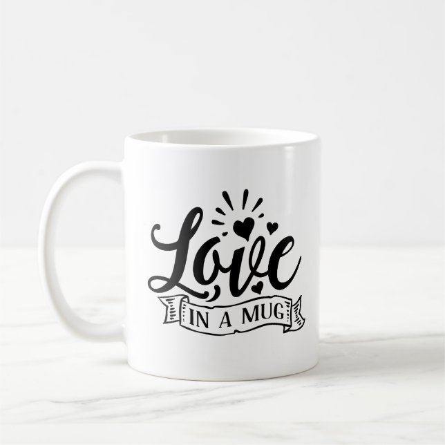 Café El amor en el diseño de una taza (Izquierda)