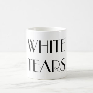 Café El blanco rasga la taza en texto de lujo