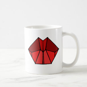 Café El rojo cúbico de los labios sombrea la taza de l