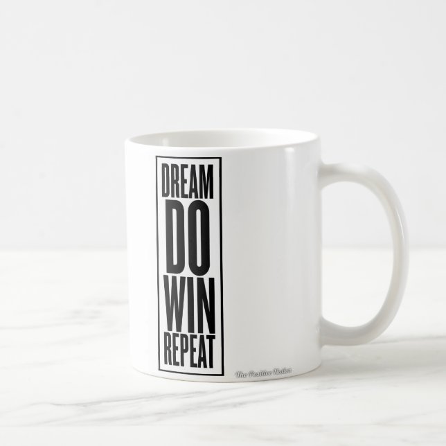 Café El sueño gana la taza de la repetición (Derecha)