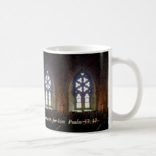 Café En la taza de la capilla con verso