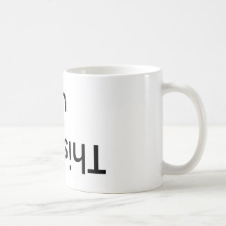 Café Este lado encima de la taza