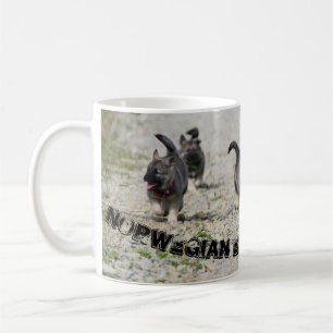 Café Familia de Elkhound del noruego de la taza