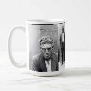 Café Foto de disparo de taza criminal en blanco y negro