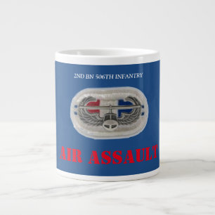 Café Gigante 2do TAZA AEROTRANSPORTADA de la 506TH INFANTERÍA