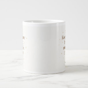 Café Gigante Taza con cita minimalista de Navidad 'Alegre y Bri
