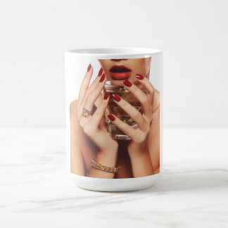 Café Glamour Sip: Taza de Cerámica con Estética de Alta