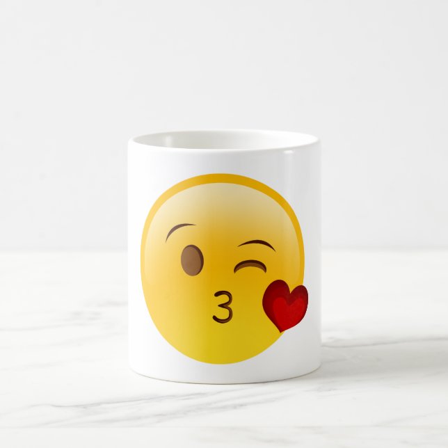 Café Golpear una taza de emoji de beso (Centro)