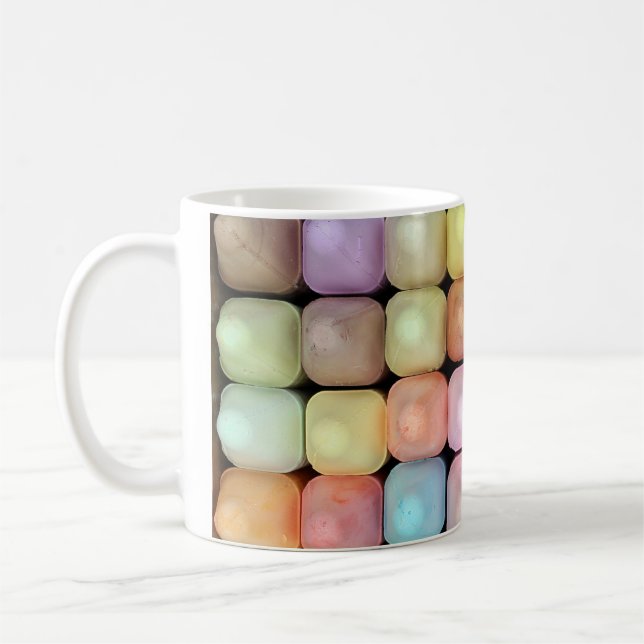 Café Gran patrón de tiza multicolor en taza (Izquierda)