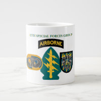 12mo TAZA del JUMBO del GRUPO de las FUERZAS
