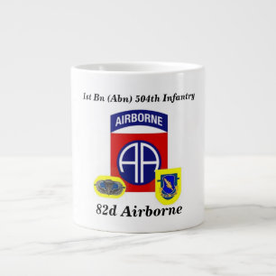 Café Grande 1r Taza enorme aerotransportada de los Inf 82.os