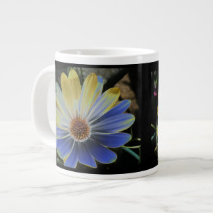 Café Grande Daisy Lapis africano y la taza de oro
