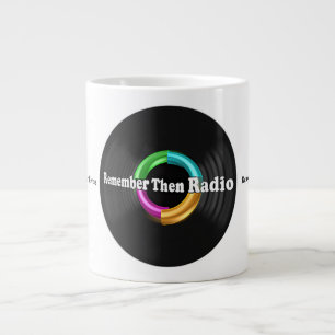 Café Grande Recuerde entonces la taza enorme de radio
