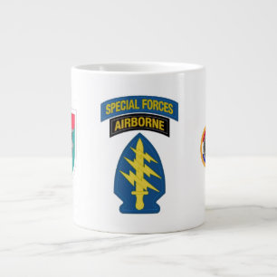 Café Grande vigésimo TAZA del JUMBO del GRUPO de las FUERZAS