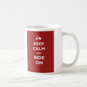 Café Guarde la taza tranquila de la vespa del paseo