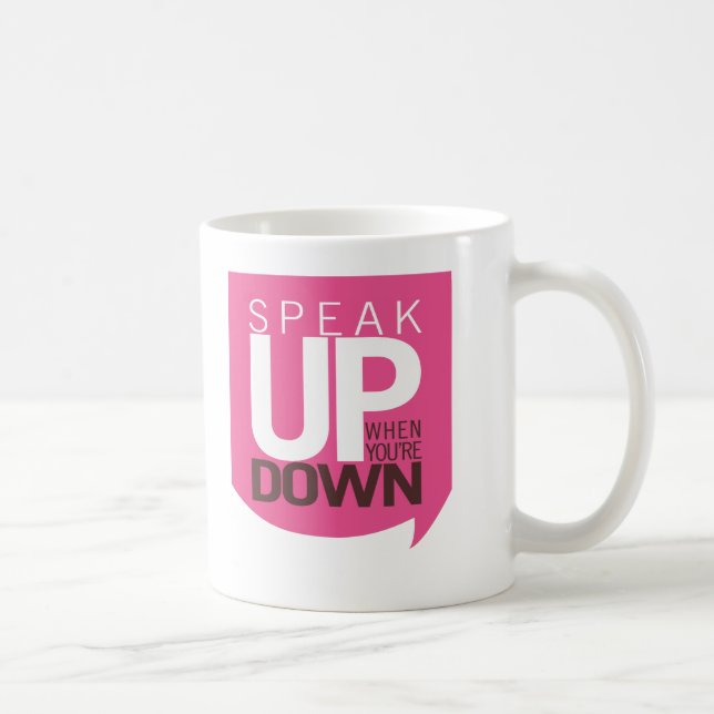 Café Hable encima de cuando usted está abajo de taza (Derecha)