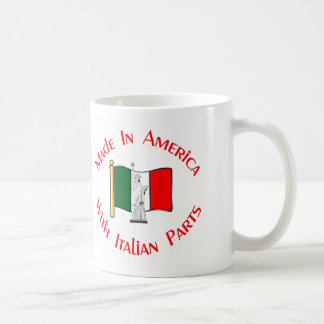Café Hecho en América con la taza italiana de las
