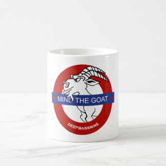 Café Importe de la taza de la cabra