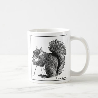 Café La ardilla ciega encuentra una taza de la nuez