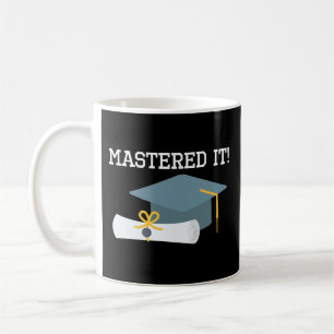 Café La graduación 2018 del masters dominó la taza de