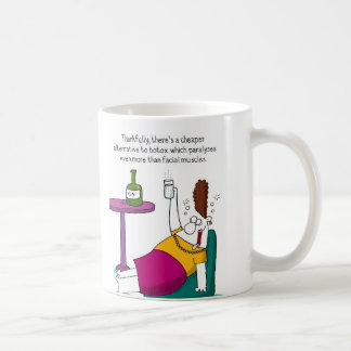 Café La taza de la ginebra de Botox del pelotón impar