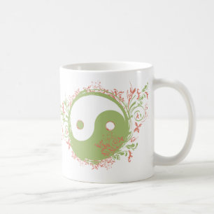 Café La yoga habla: Taza bonita del símbolo de Yin-Yan