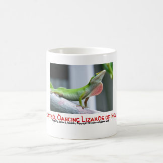 Café Lagartos Rojo-Throated, de bailes de la taza de