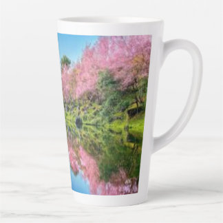 Café Latte Taza con salpicaduras de tinta de arcoíris vibrant