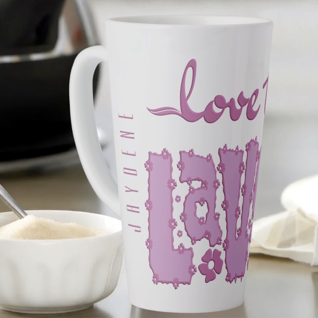 Café Latte Taza de texto grande floral de lavanda con nombre (Customize it with any name printed vertically down the side for a unique, one-of-a-kind feel. )