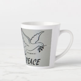 Café Latte Una taza con paloma de la paz y escritura