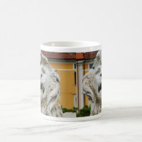 León de la taza de Massa - torturada