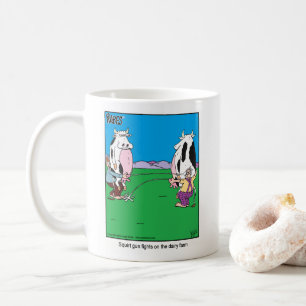Café Luchas de Squirtgun en la taza de la granja