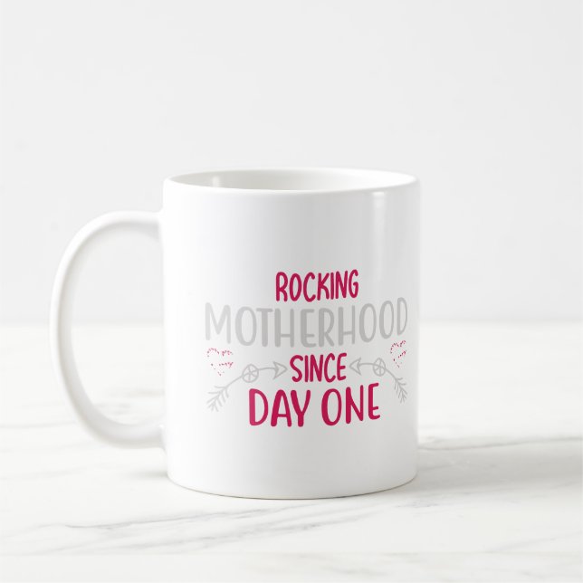 Café Madreando con Estilo desde el Día Uno Taza de Dos  (Izquierda)