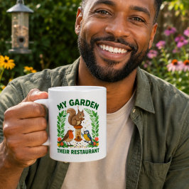Café Mi jardín su restaurante taza de ardilla