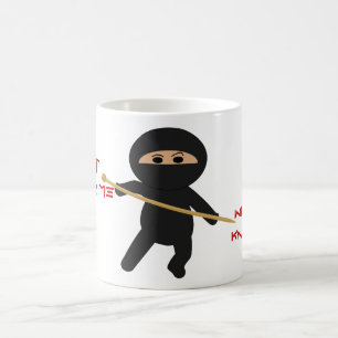 Café Ninja con la taza de la aguja que hace punto
