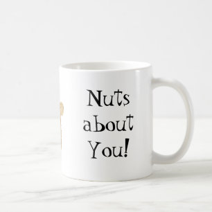 Café "Nueces sobre usted!" Taza de la ardilla