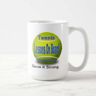 Café nueva taza de la pelota de tenis