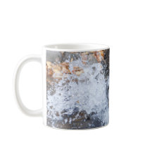 Perro masculino del acechador de la taza el | de