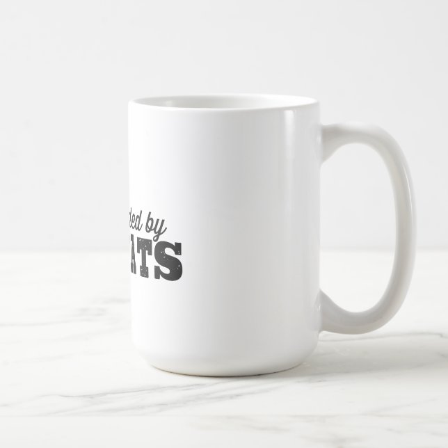 Café Rodeado por Asshats - tiro de taza (Derecha)