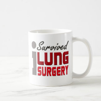 Café Sobreviví la taza de la cirugía del pulmón