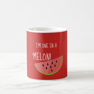 Café Soy uno en una taza linda de la sandía del melón
