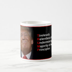 Café T.R.U.M.P. Taza de las siglas