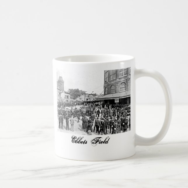 Café Taza 1920 del campo de Ebbets (Derecha)